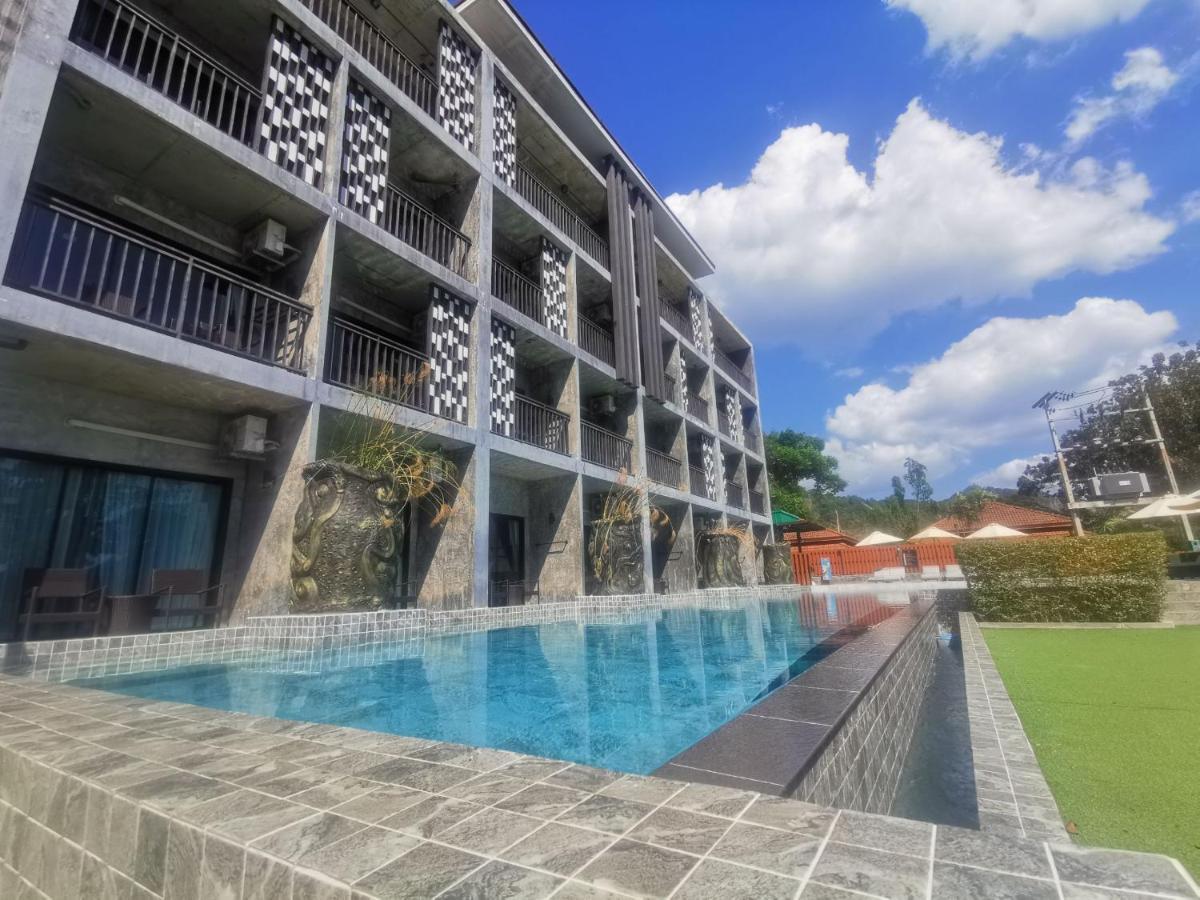 Maneetel Krabi Beachfront-SHA Plus Ao Nang Exterior foto